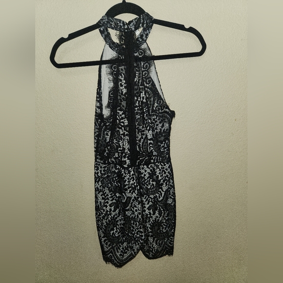 SZ: SMALL Little Black Lace Halter Neckline Jumper w/ Mesh Cutouts ~ EUC - Picture 4 of 6